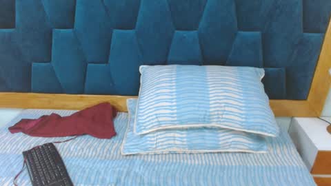 morrigan_luxus online show from March 7, 2025, 4:22 pm