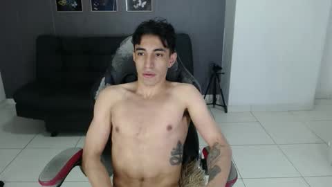 Snapshot of morrison_jimm chatting on February 17, 2026, 4:31 am santii online show from February 17, 2026, 4:31 am