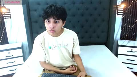 MORTELLE online show from November 1, 2025, 1:24 pm