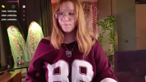 Snapshot of morvelyn chatting on February 23, 2026, 8:06 pm morvelyn online show from February 23, 2026, 8:06 pm