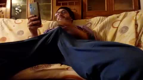 Nomadu online show from December 9, 2024, 9:17 am