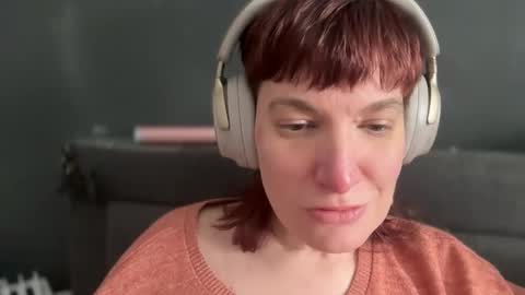 Mossy Mommy online show from February 16, 2025, 8:11 pm