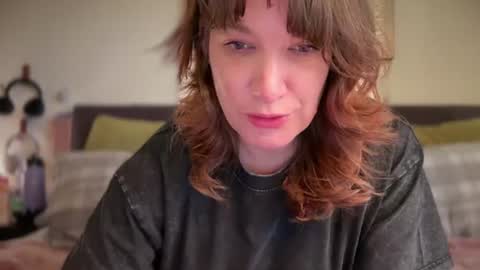 Snapshot of mossy_mommy chatting on June 18, 2026, 2:21 pm Mossy Mommy online show from June 18, 2026, 2:21 pm