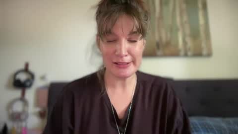 Snapshot of mossy_mommy chatting on July 14, 2026, 4:02 pm Mossy Mommy online show from July 14, 2026, 4:02 pm