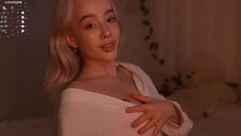 Snapshot of mother__of__dragons chatting on September 13, 2025, 10:20 pm  Deni and Jett my weekly schedule online show from September 13, 2025, 10:20 pm