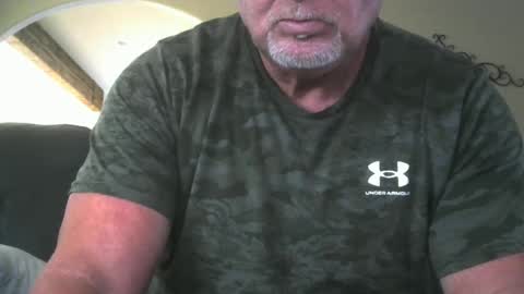 Snapshot of motorguy08 chatting on September 11, 2025, 2:39 pm motorguy08 online show from September 11, 2025, 2:39 pm