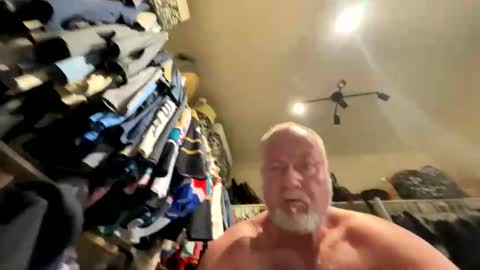 Snapshot of motorguy08 chatting on February 11, 2026, 6:13 pm motorguy08 online show from February 11, 2026, 6:13 pm