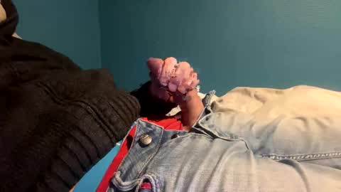 Snapshot of mouillelenos chatting on February 16, 2026, 7:10 pm CamO online show from February 16, 2026, 7:10 pm