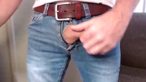 Snapshot of mountainmanny chatting on December 28, 2024, 3:48 pm Manny online show from December 28, 2024, 3:48 pm