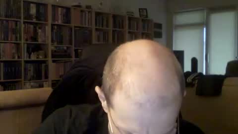 Frederik online show from January 1, 2025, 1:27 pm