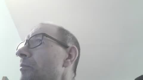 Frederik online show from March 17, 2026, 12:08 pm