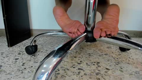 Snapshot of moxa_hot chatting on December 14, 2024, 2:42 pm moxa hot online show from December 14, 2024, 2:42 pm