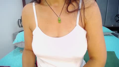 Snapshot of moxa_hot chatting on March 6, 2025, 4:38 pm moxa hot online show from March 6, 2025, 4:38 pm