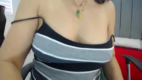 moxa hot online show from February 9, 2026, 4:11 pm