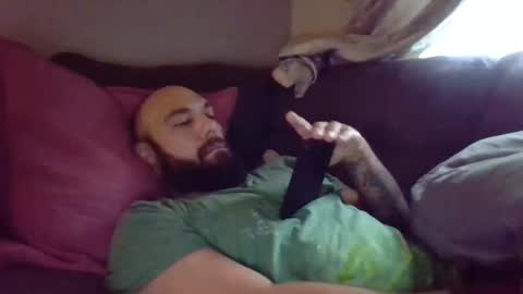 Mr8 online show from October 21, 2025, 9:48 pm