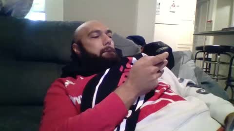 Mr8 online show from October 31, 2025, 10:00 pm