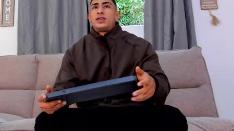    online show from March 28, 2026, 12:16 pm