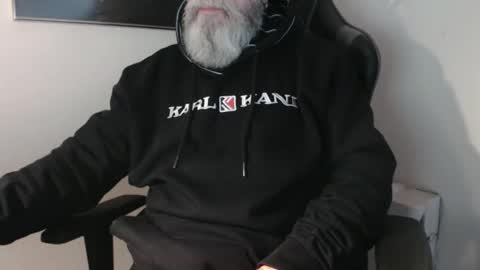 Snapshot of mr_boombastic2021 chatting on December 16, 2025, 10:53 am mr_boombastic2021 online show from December 16, 2025, 10:53 am