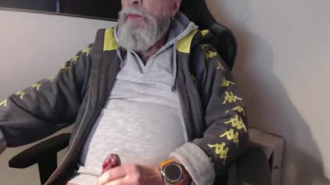 Snapshot of mr_boombastic2021 chatting on December 22, 2025, 11:51 am mr_boombastic2021 online show from December 22, 2025, 11:51 am