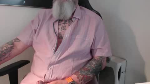 mr_boombastic2021 online show from June 6, 2026, 9:47 am