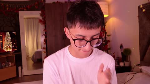 Mr Evans online show from December 9, 2024, 11:58 am