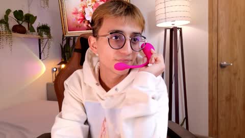 Mr Evans online show from January 5, 2026, 5:27 pm