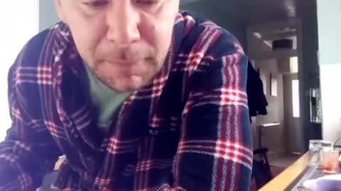 mr_i_ online show from December 31, 2024, 10:37 am