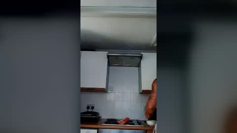 Snapshot of mr_i_ chatting on July 7, 2026, 10:19 am mr_i_ online show from July 7, 2026, 10:19 am