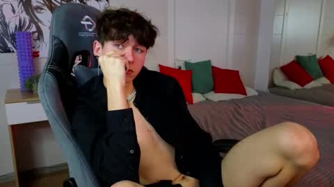 Kris online show from February 13, 2025, 10:43 pm