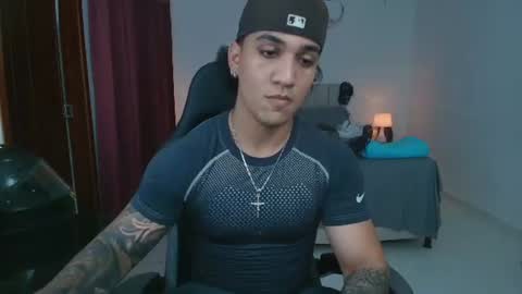Snapshot of mr_maximo chatting on June 27, 2026, 2:49 am mr_maximo online show from June 27, 2026, 2:49 am