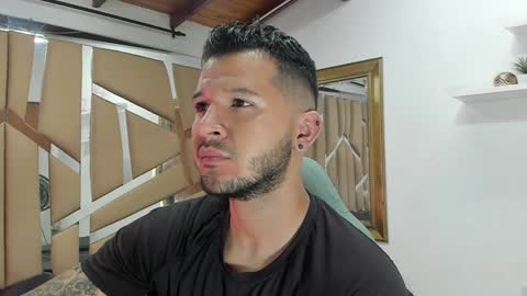 MIKEE online show from February 4, 2025, 3:00 am