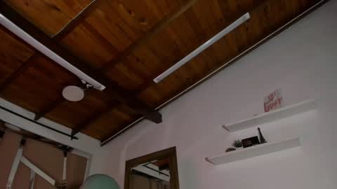 MIKEE online show from February 7, 2025, 6:03 am