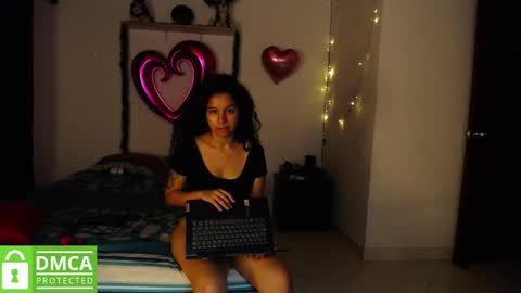 Mr  Mrs Curie online show from December 11, 2024, 1:15 am