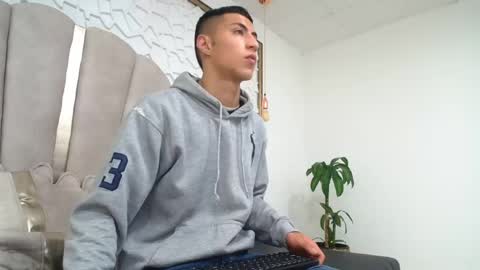 Snapshot of mr_porn_9 chatting on May 17, 2026, 10:50 pm Mr Porn online show from May 17, 2026, 10:50 pm