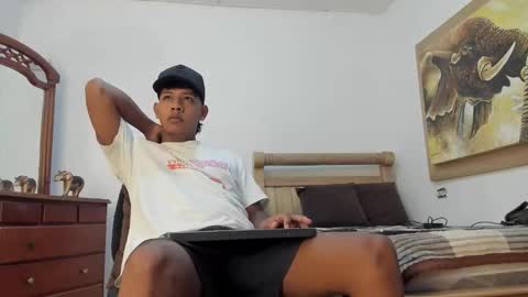 mr_stiven_ online show from March 3, 2026, 2:28 am