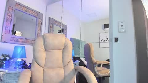 MR online show from November 30, 2025, 3:32 am