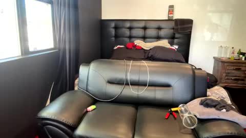 MrBigDThomas online show from March 29, 2026, 6:19 pm