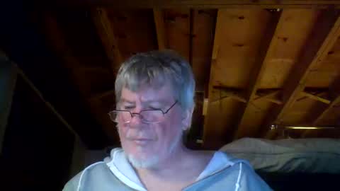 mrblade666 online show from December 2, 2025, 10:38 pm