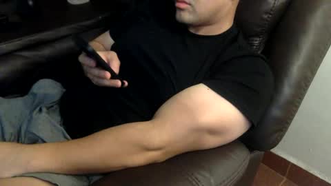 Snapshot of mrbree chatting on June 29, 2026, 5:13 pm Mr Bree online show from June 29, 2026, 5:13 pm