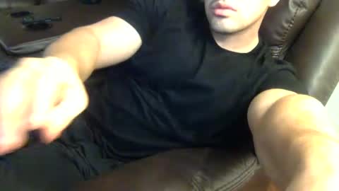 Snapshot of mrbree chatting on July 14, 2026, 5:07 pm Mr Bree online show from July 14, 2026, 5:07 pm