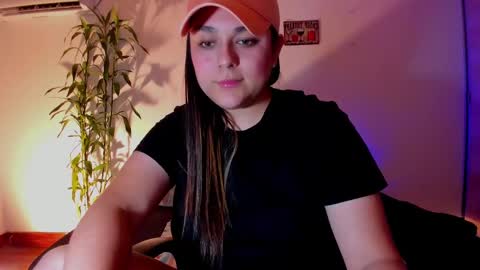 Laura online show from December 18, 2024, 1:37 am