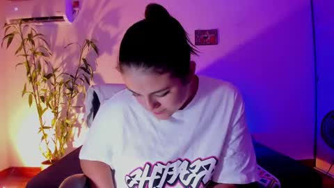 Laura online show from December 20, 2024, 3:25 am