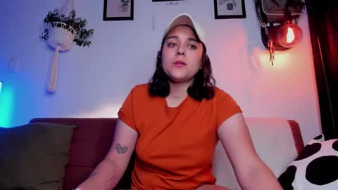 Laura online show from November 28, 2025, 10:34 pm