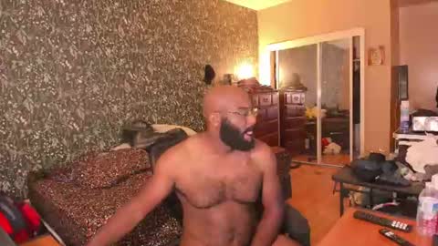 Snapshot of mrchuckdailyxxx chatting on July 19, 2026, 7:23 am Chuck Daily online show from July 19, 2026, 7:23 am