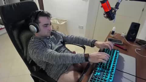 Snapshot of mrclean_97 chatting on February 7, 2025, 6:13 pm GoodBoy online show from February 7, 2025, 6:13 pm