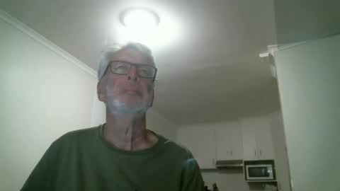 Snapshot of mrcreek1531 chatting on April 29, 2026, 12:20 pm mrcreek1531 online show from April 29, 2026, 12:20 pm