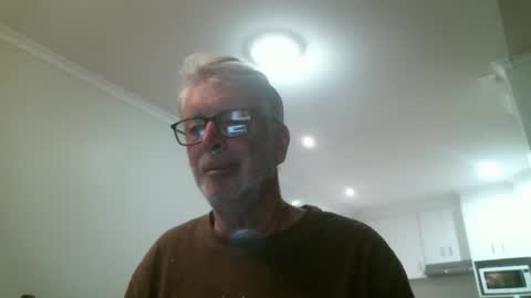 Snapshot of mrcreek1531 chatting on May 23, 2026, 8:40 am mrcreek1531 online show from May 23, 2026, 8:40 am
