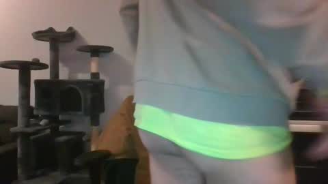 mrcumfixit online show from November 4, 2025, 9:47 pm