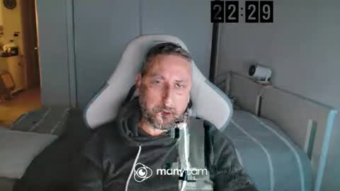 Snapshot of mrdr000 chatting on March 22, 2026, 9:29 pm mrdr000 online show from March 22, 2026, 9:29 pm
