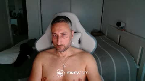 Snapshot of mrdr000 chatting on April 29, 2026, 6:47 pm mrdr000 online show from April 29, 2026, 6:47 pm